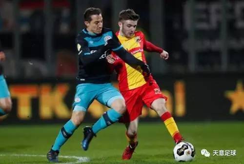 隨著曼聯在 隨著曼聯在